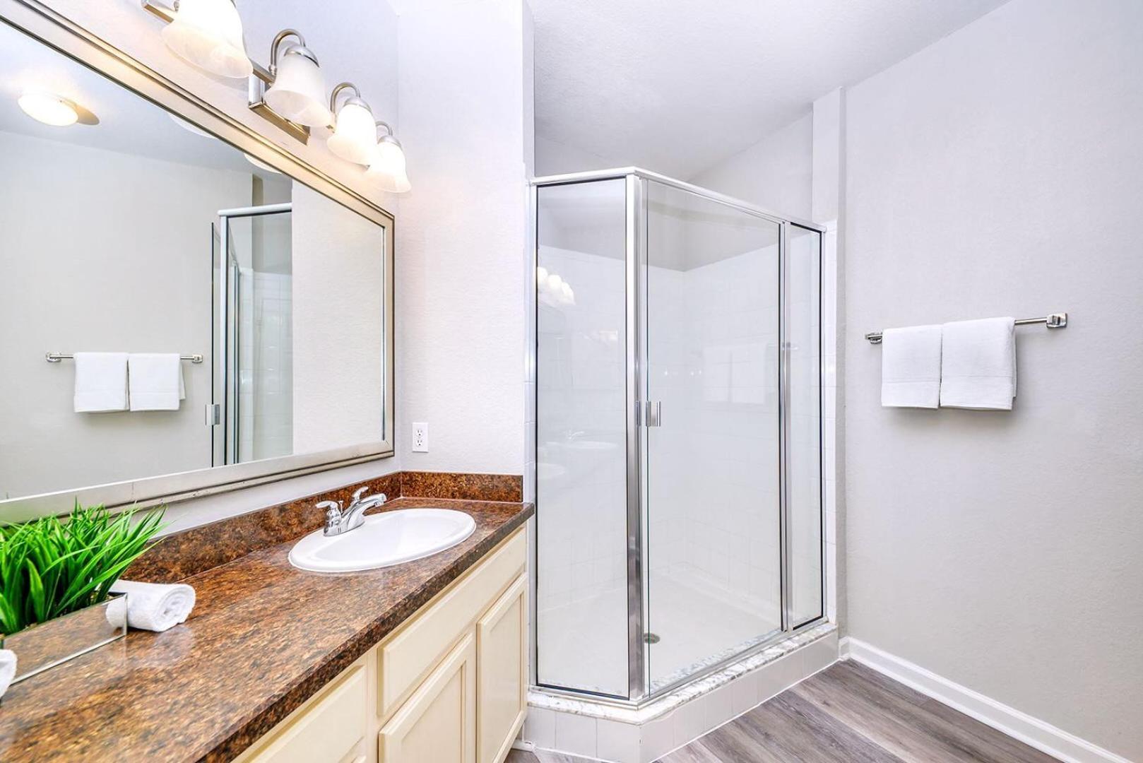 Bright & Modern 2Br Condo With Pool & Hot Tub, Near Disney! Orlando Zewnętrze zdjęcie